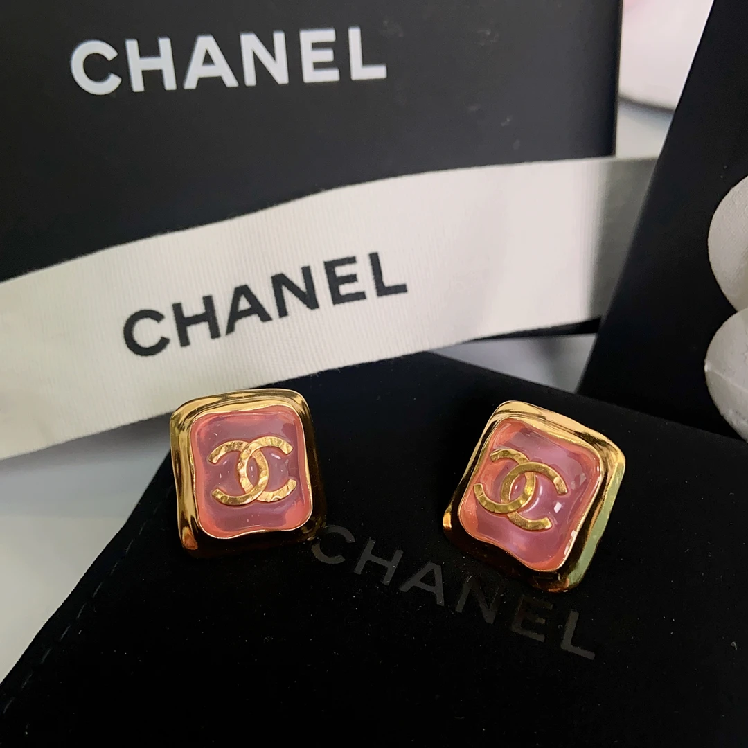 99新 Chanel/香奈儿 轻奢百搭款 方糖 琉璃 耳钉23c 早春度假