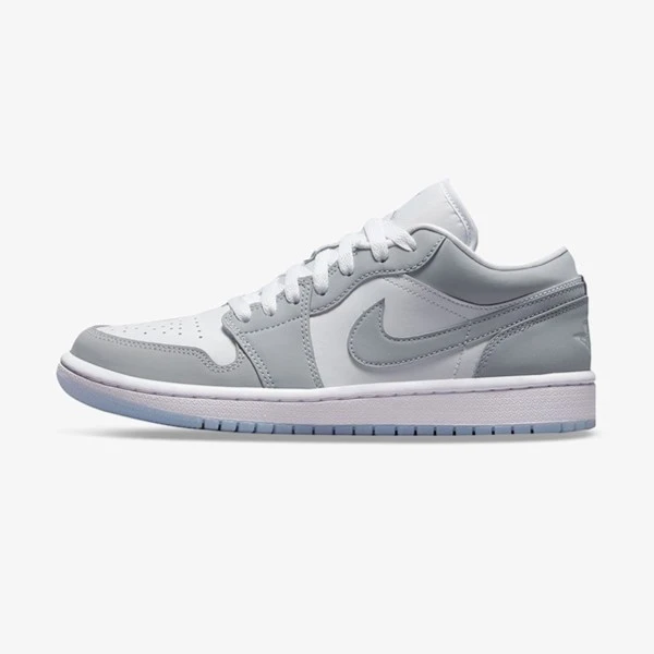 NIKE/耐克女子WMNS AIR JORDAN 1 LOW低帮休闲运动鞋 DC0774-105