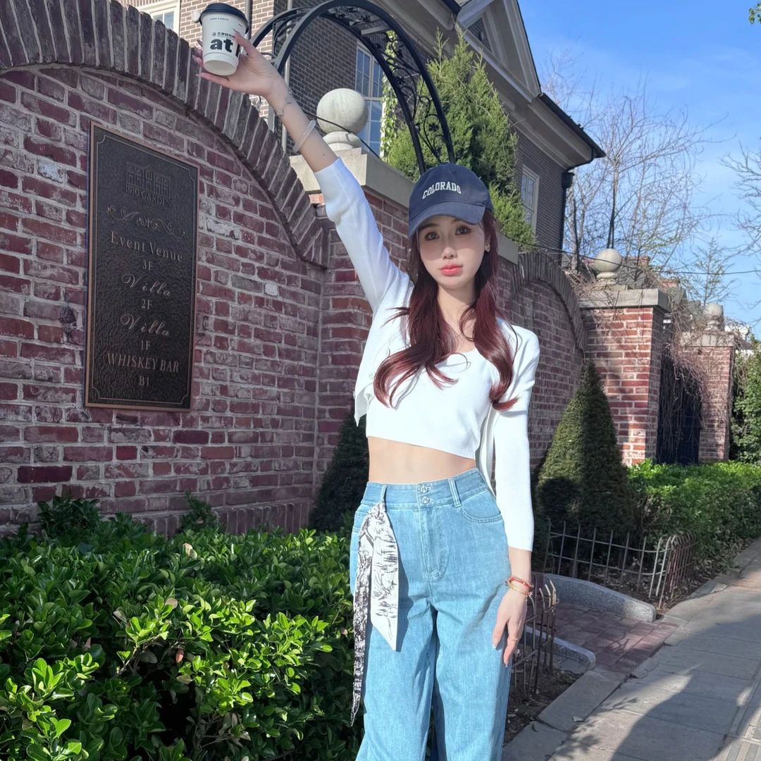 [C位流量裤]哥弟高腰两粒扣百搭牛仔裤浅色牛仔裤1100457