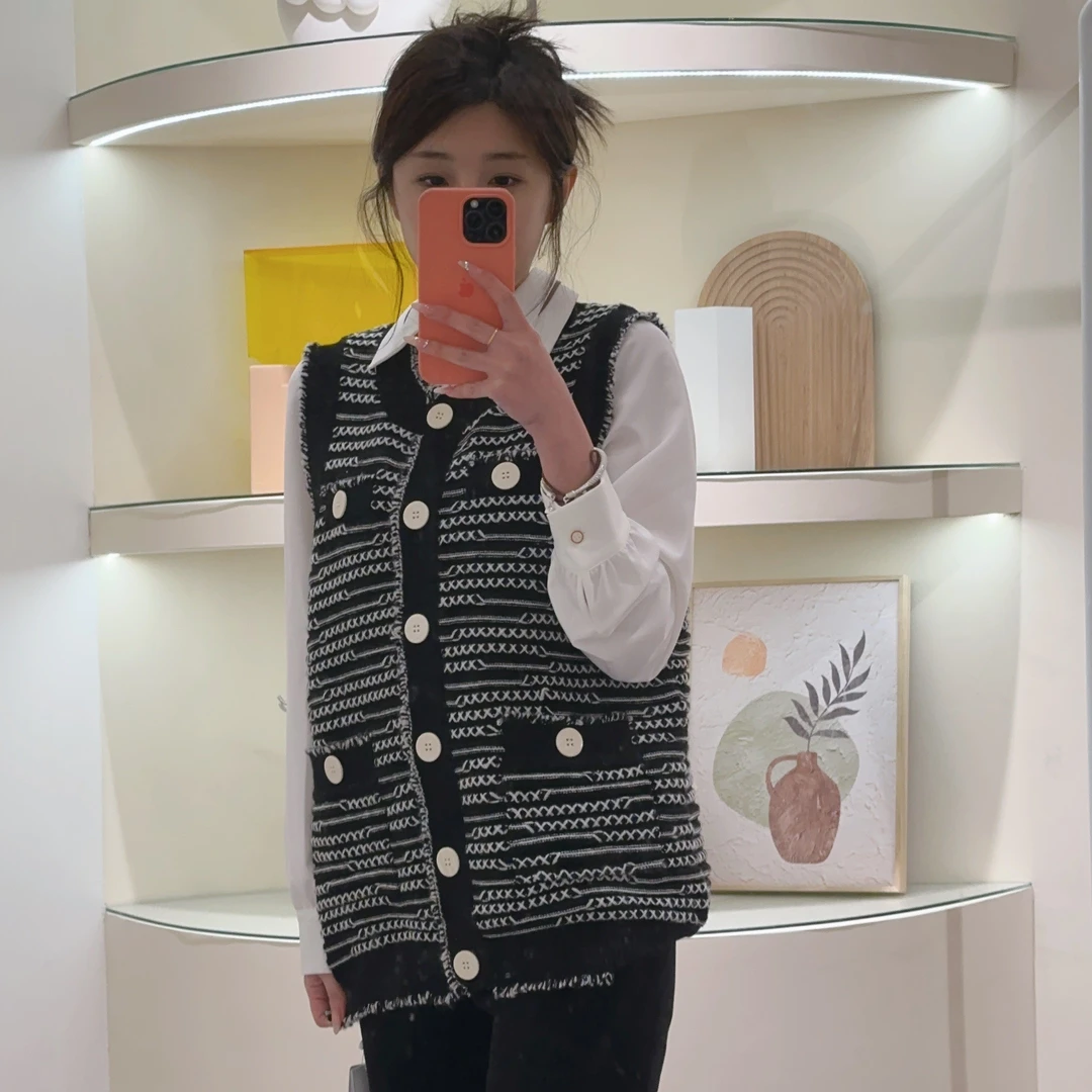 Lagogo/拉谷谷LAGOGO拉谷谷专柜新款针织马甲小香风气质款