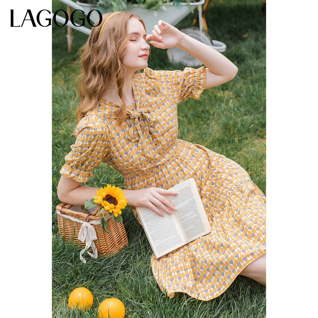 Lagogo拉谷谷夏季新款高腰V领泡泡袖系带碎花学院风连衣裙女裙子