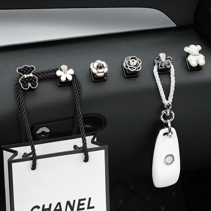 汽车挂钩前排车用多功能座椅背车载神器小粘钩车内饰装饰用品大全