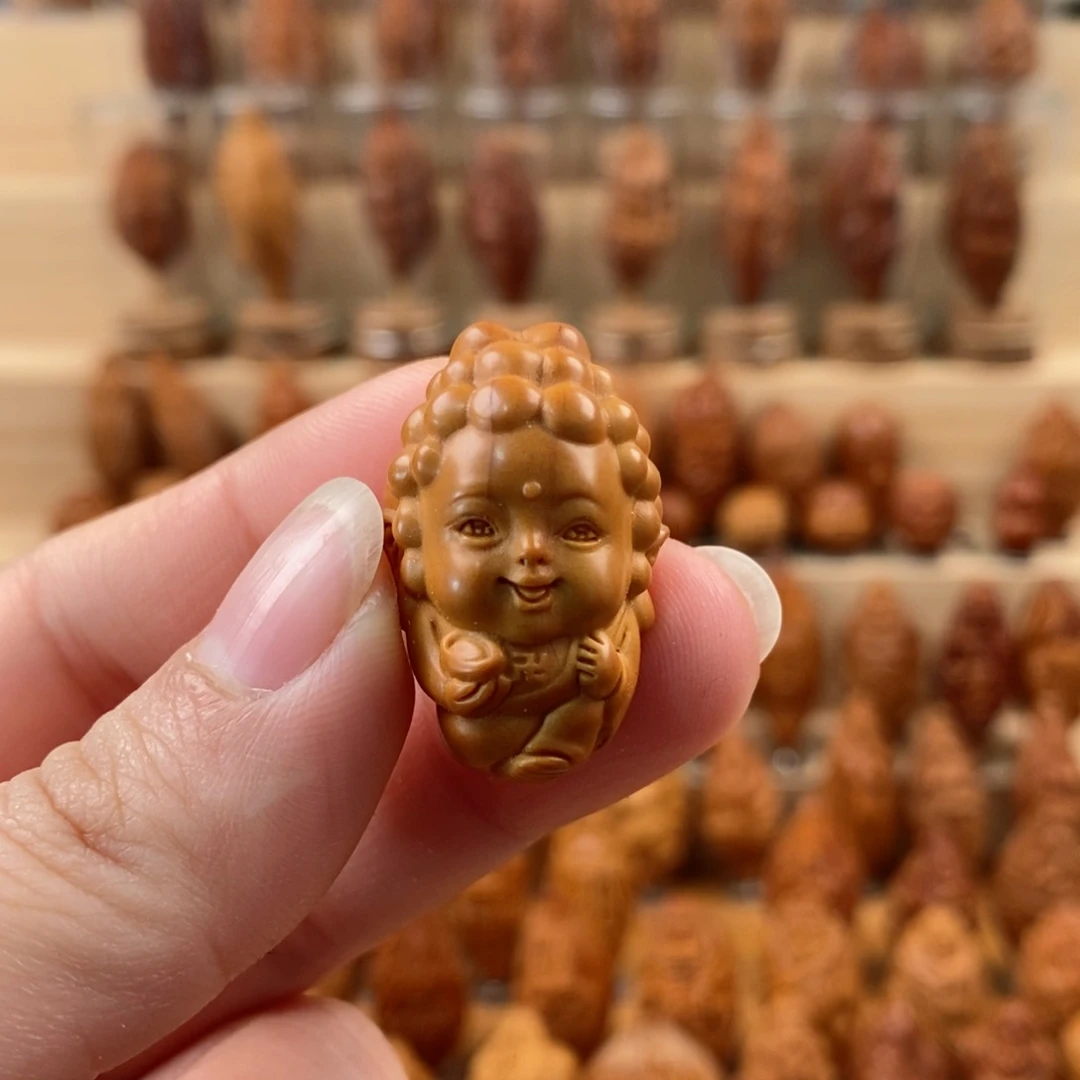 橄榄核核雕宝宝佛