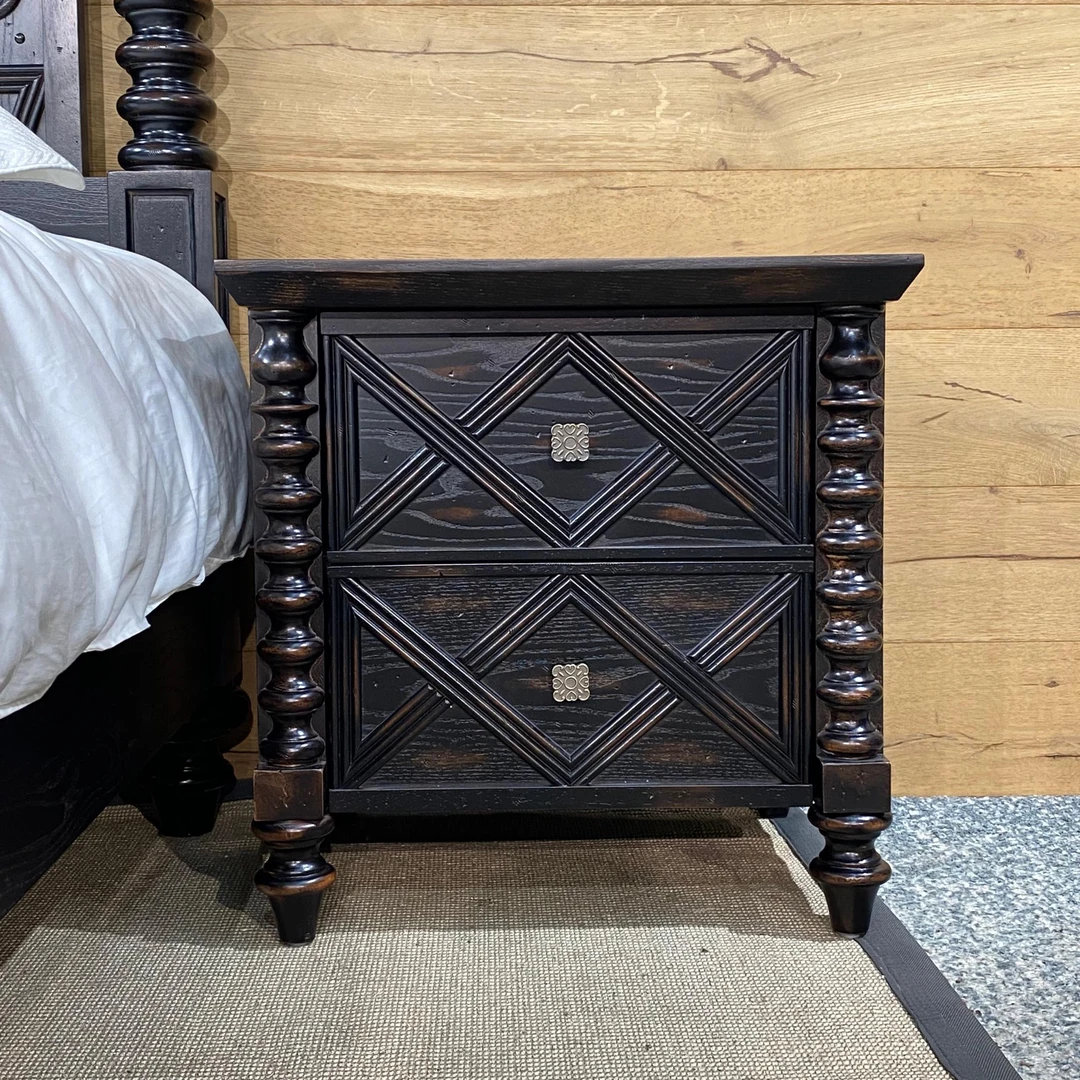 YD-241604床头柜，尺寸600*500*600