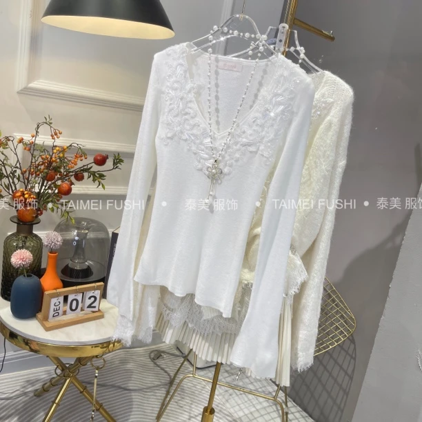 雅典女神2024秋冬新款轻奢精致手工钉珠气质百搭长袖内搭针织上衣