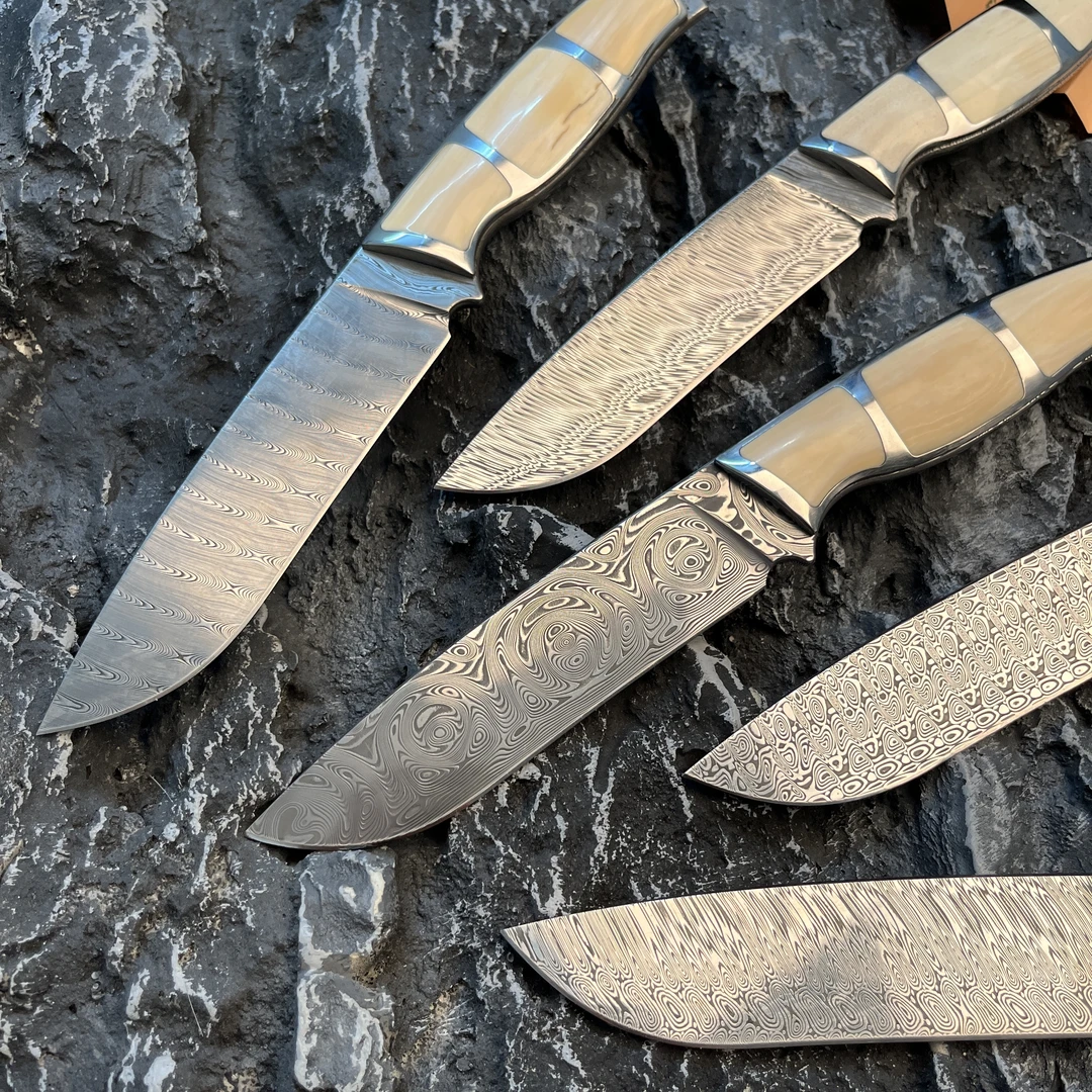 《轻奢刀坊》歡囍瑞粉大马玫瑰纹一体龙骨收藏把玩小刀