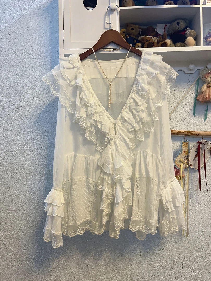 蛋挞猫Vintage百搭蕾丝打底法式中式小众长袖文艺甜美立领重工