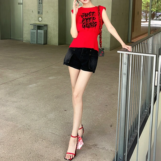 【花粉专享】设计感口袋热裤小众辣妹复古水洗灰黑色阔腿中式短裤