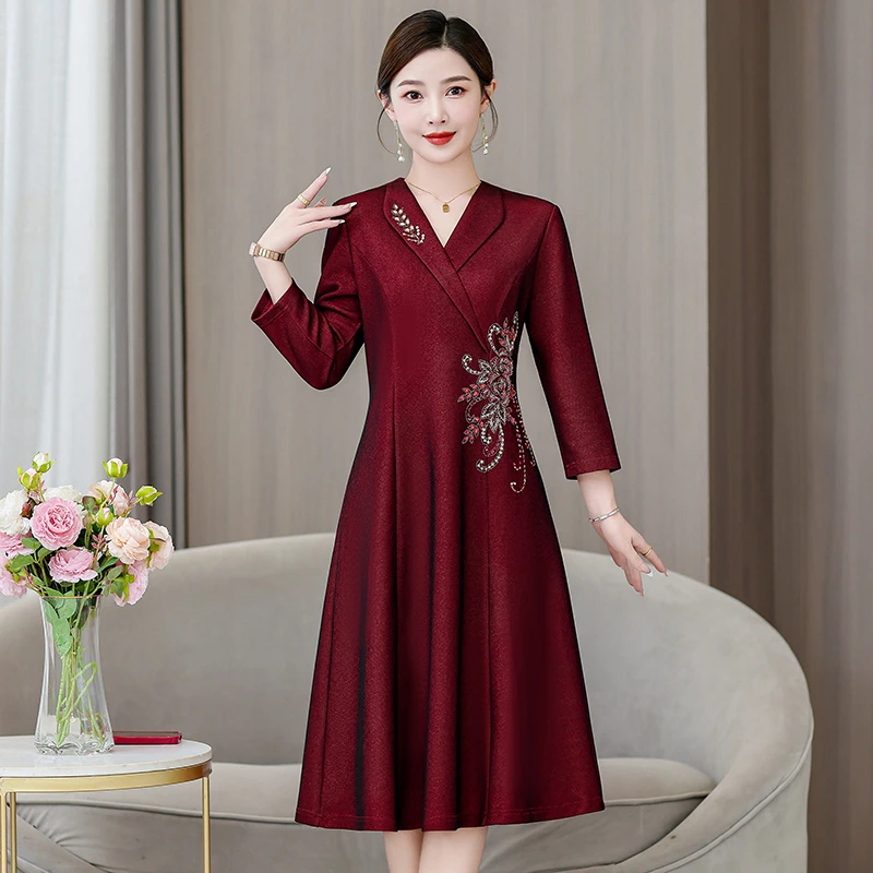 十一结婚喜妈妈婚宴礼服2025秋季新款改良旗袍喜婆婆婚宴连衣裙女