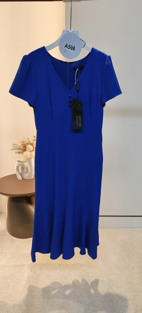 （598）众心服饰-非主图款女装-以主播展示介绍为主-