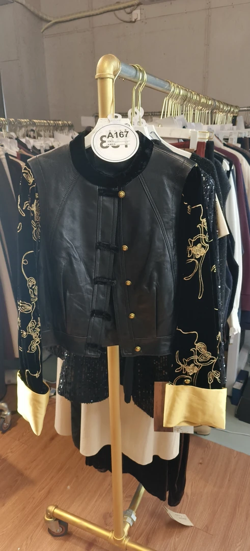 （167）众心服饰-非主图款女装-以主播展示介绍为主-宽松连衣裙豹纹