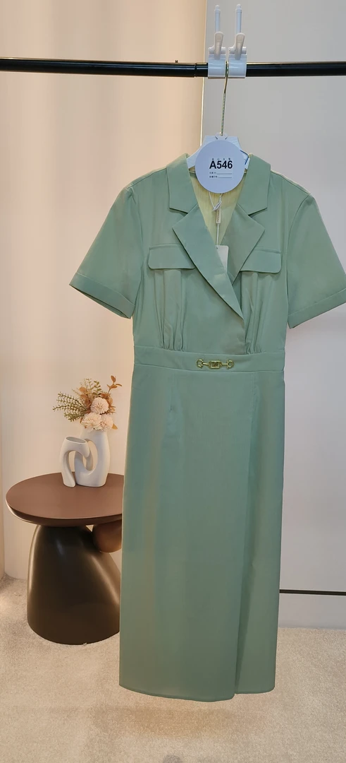 （546）众心服饰-非主图款女装-以主播展示介绍为主-设计师服装