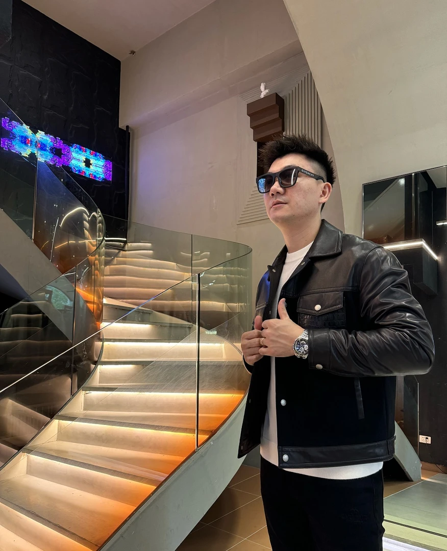 MANS名店-2024新款休闲时尚男士皮衣-QZ-7007