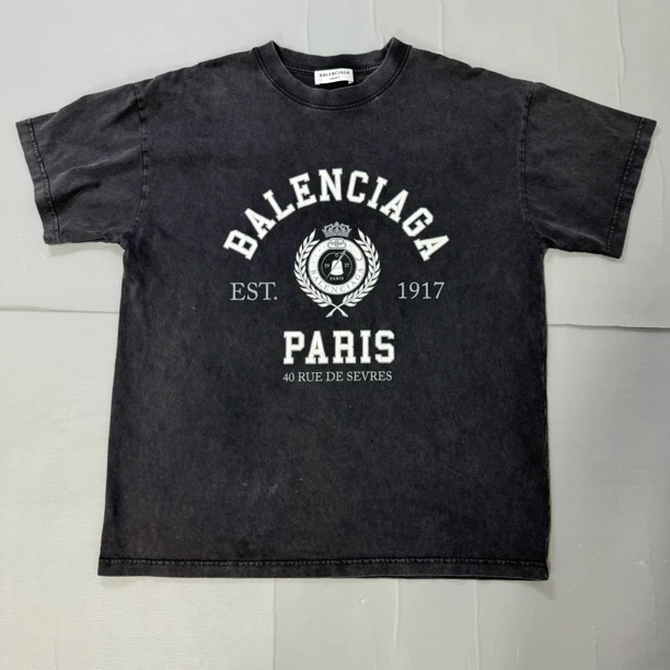 Balenciaga 麦穗做旧短袖 尺码：M 衣长69 胸围55 新旧：99新