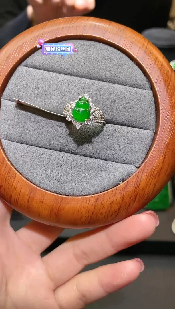 【闪购商品】翡翠戒指银S925镶嵌A2