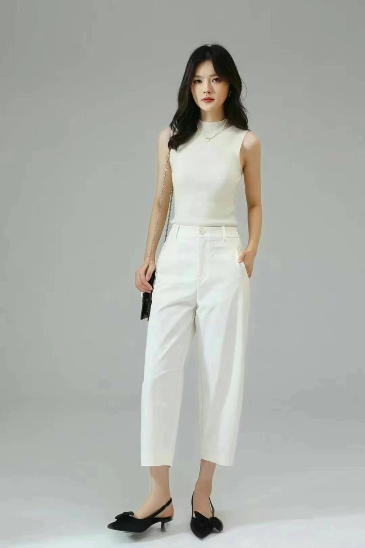 【述恩推荐】2024夏季白色针织高腰时尚休闲打底女士修身直筒裤子