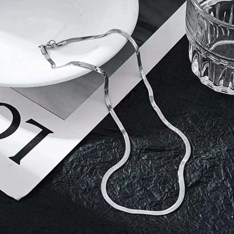 钛钢项链 冷淡风轻薄刀片链男蛇骨链情侣百搭小众锁骨链女配饰ins