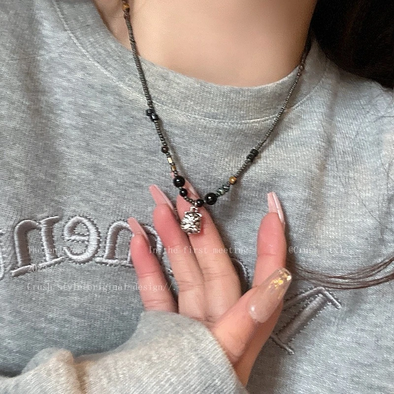 合金树脂项链 新中式国潮醒狮串珠项链复古小众锁骨链设计感配饰