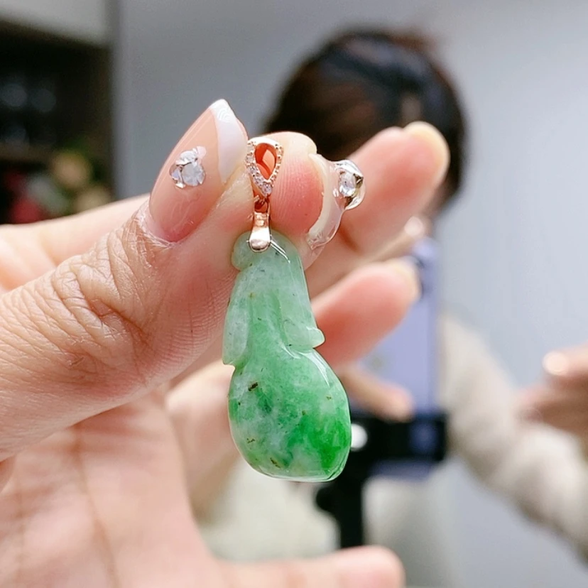 【闪购商品】翡翠颈饰银S925镀金镶嵌