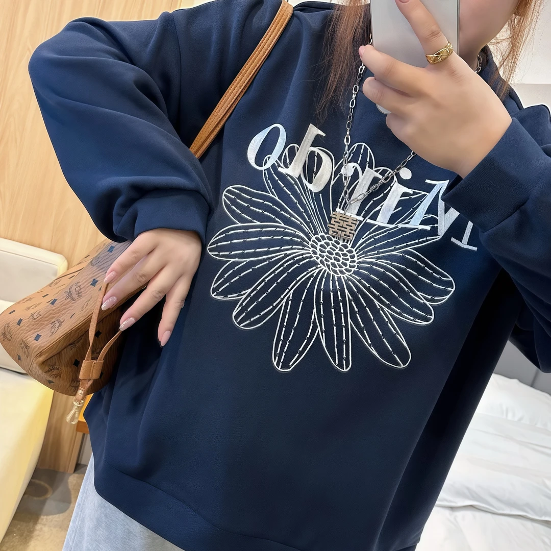 断码捡漏~玻利维亚 / 浪漫雏菊刺绣卫衣8809花契200斤胖mm秋季