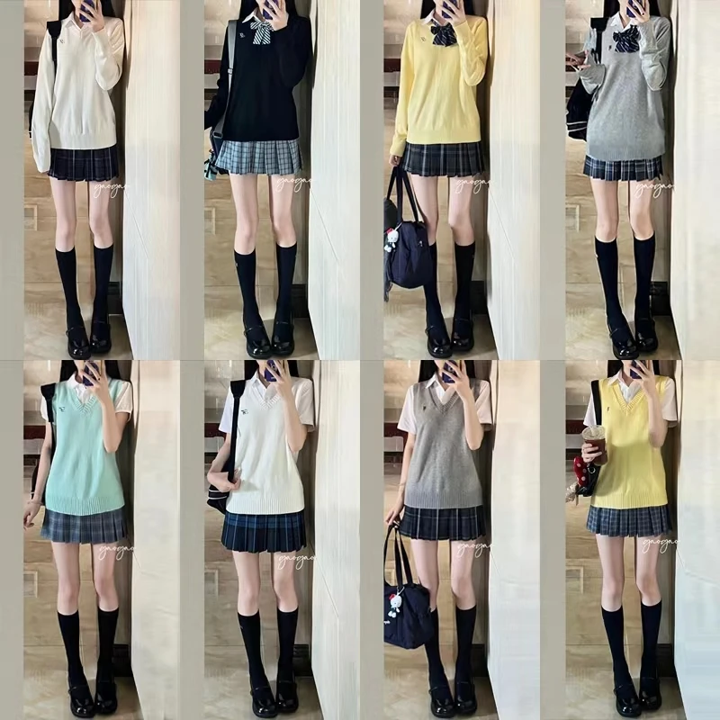 背心马甲jk制服上衣长袖V领刺绣内搭针织衫秋冬季校供感套头毛衣