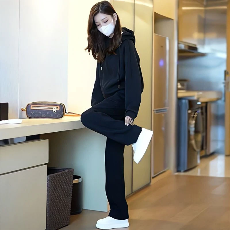 欧货爆款运动套装女秋季2025新款洋气高级感宽松显瘦阔腿裤两件套