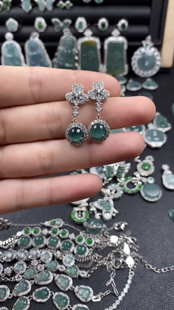 【闪购商品】翡翠耳饰未镶嵌翡翠A货多样性发其一