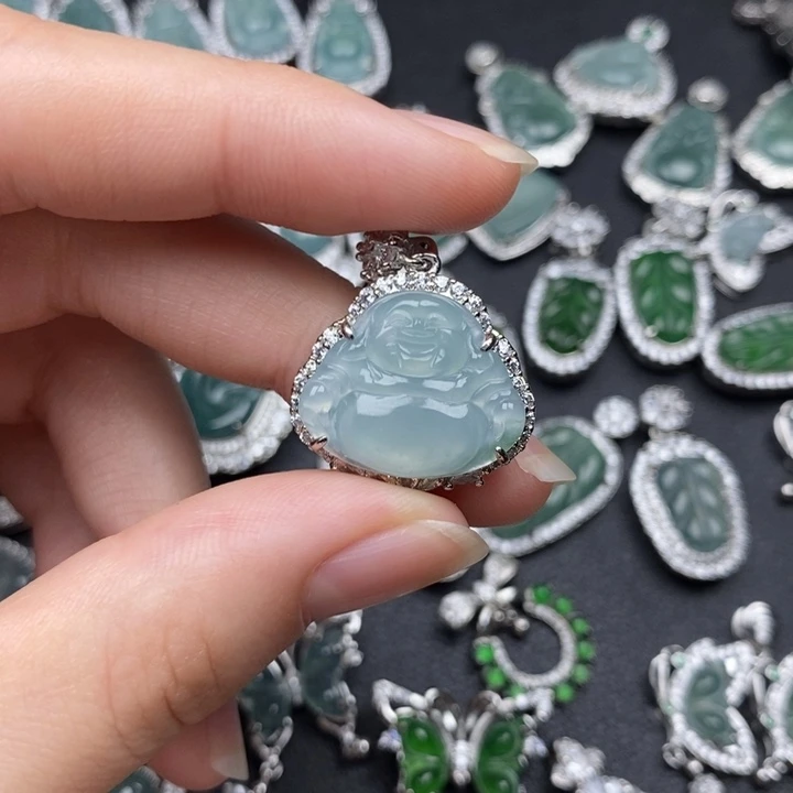 翡翠颈饰未镶嵌天然翡翠a货