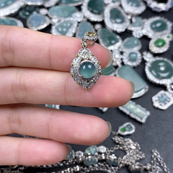 翡翠颈饰未镶嵌多样性发货