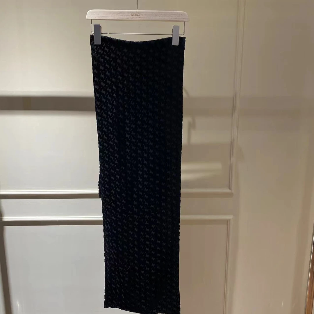 MNFK 黑色围巾 WJ0051