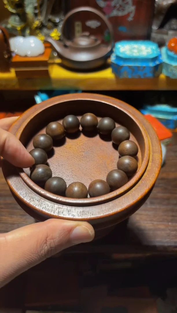 【闪购商品】沉香木手串直播间直播间链接001