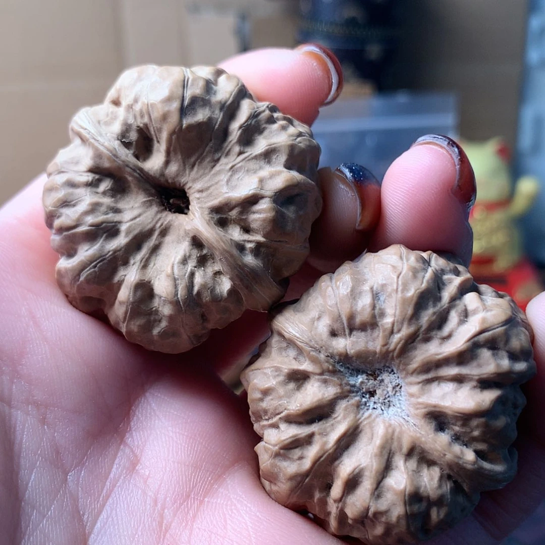 【闪购商品】文玩核桃吊坠林*人