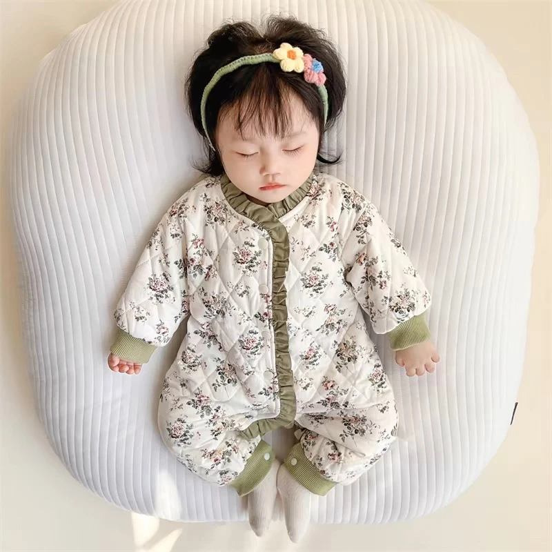 婴儿连体衣秋冬款夹棉加厚碎花棉衣甜美加绒公主棉衣冬季保暖爬服