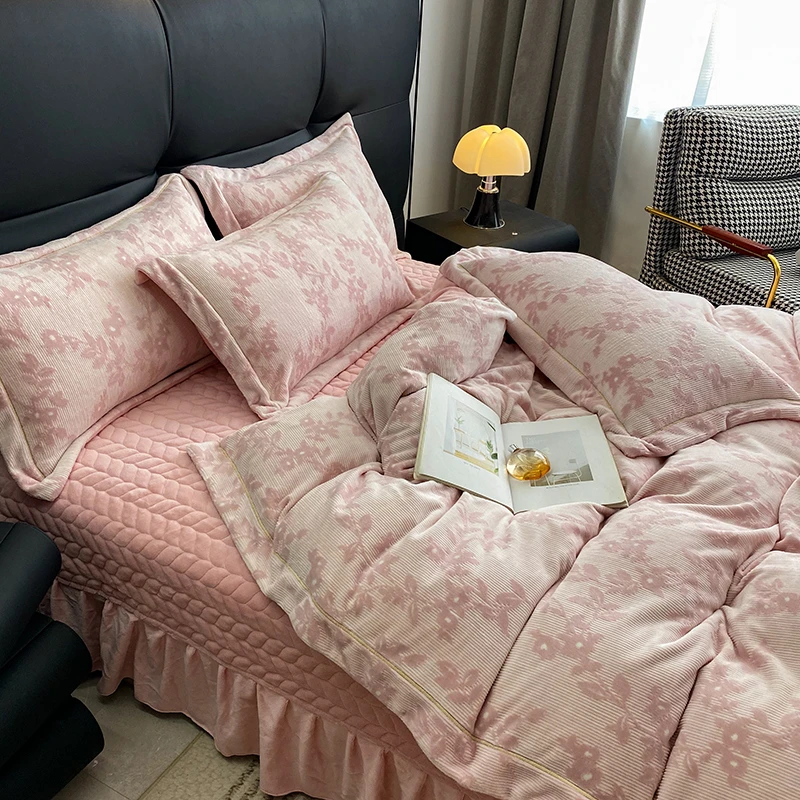 【冬季爆款】牛奶绒床盖款四件套 高端雕花款加厚保暖高克重双拼款