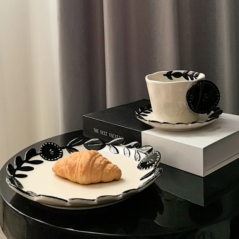 态生活中古风手捏浮雕花藤碟精致家用复古风陶瓷咖啡杯牛奶杯水杯