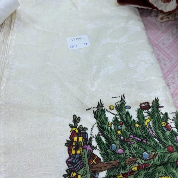 W1003 圣诞树长方桌布1.5*2.1M