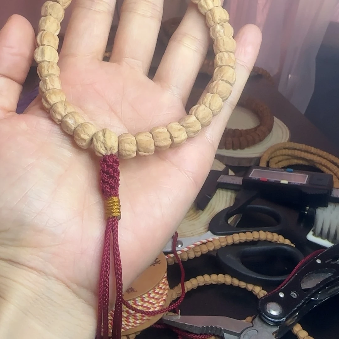 【闪购商品】柏香籽/百香籽吊坠馒*