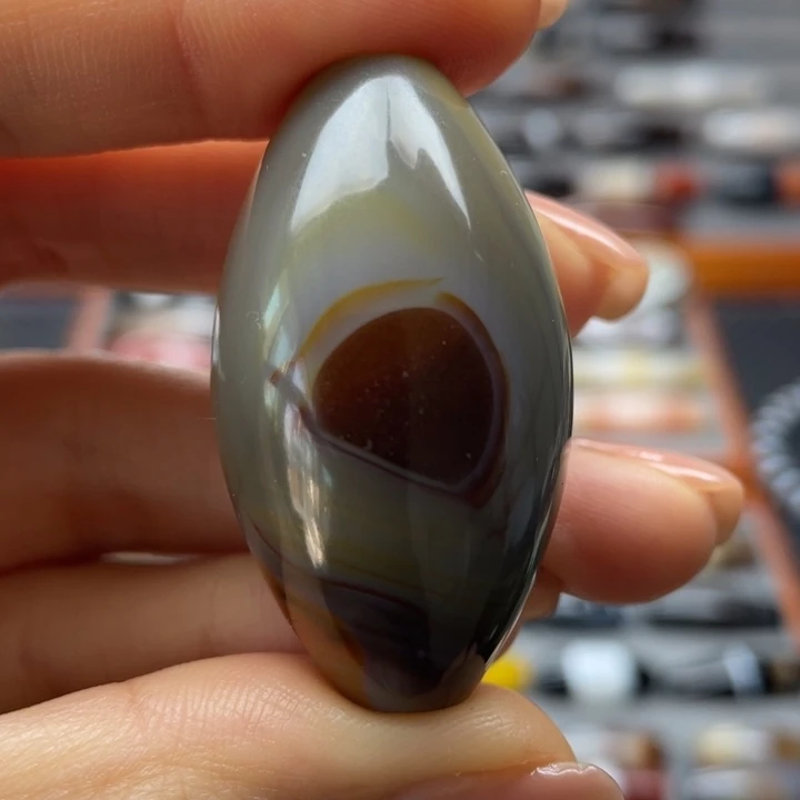 玛瑙/玉髓单珠未镶嵌恭****_