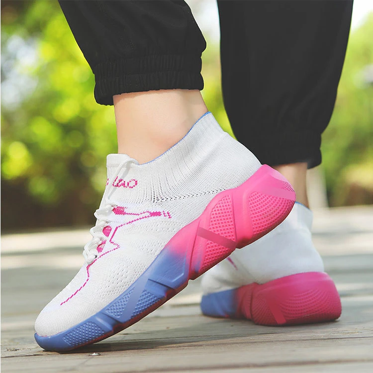 男女同款跳舞健身休闲广场舞鞋曳步舞跑步训练软底飞织网面透气鞋