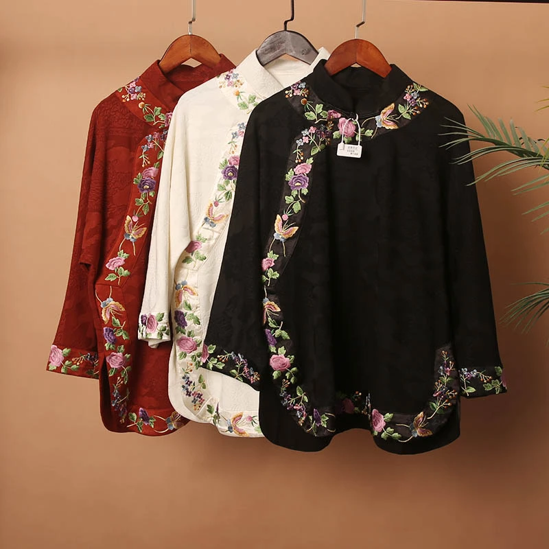 240071素女馆新款加绒刺绣打底衫