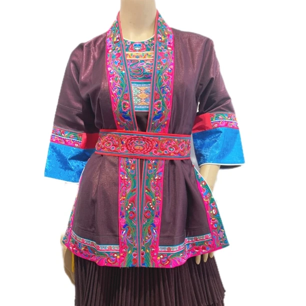 侗族服饰精品刺绣套装舞台装湖南贵州广西三江少数民族侗衣裙肚兜