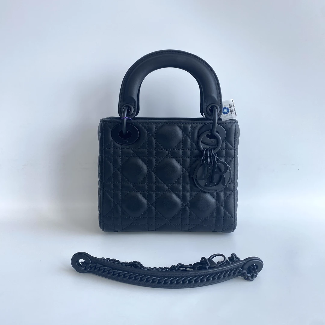99新 DIOR/迪奥 99新 高级磨砂黑三格戴妃女士