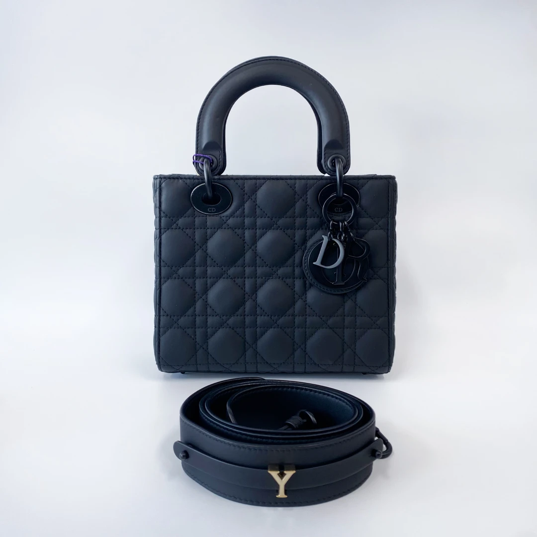 99新 DIOR/迪奥 99新 高级磨砂黑四格戴妃手提包