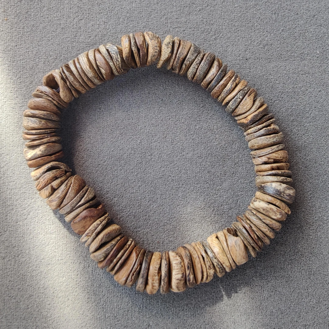 历香菲律宾老料兰花香沉香手串C586单圈片片珠多样性发