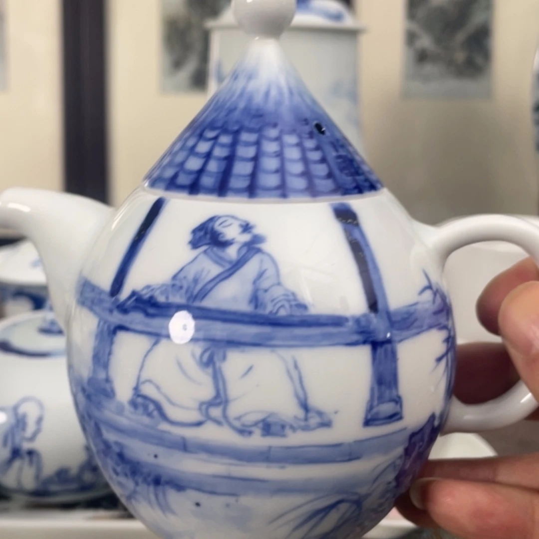 【闪购商品】陶瓷逍***猪