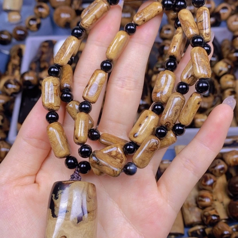 【闪购商品】1根雕路*