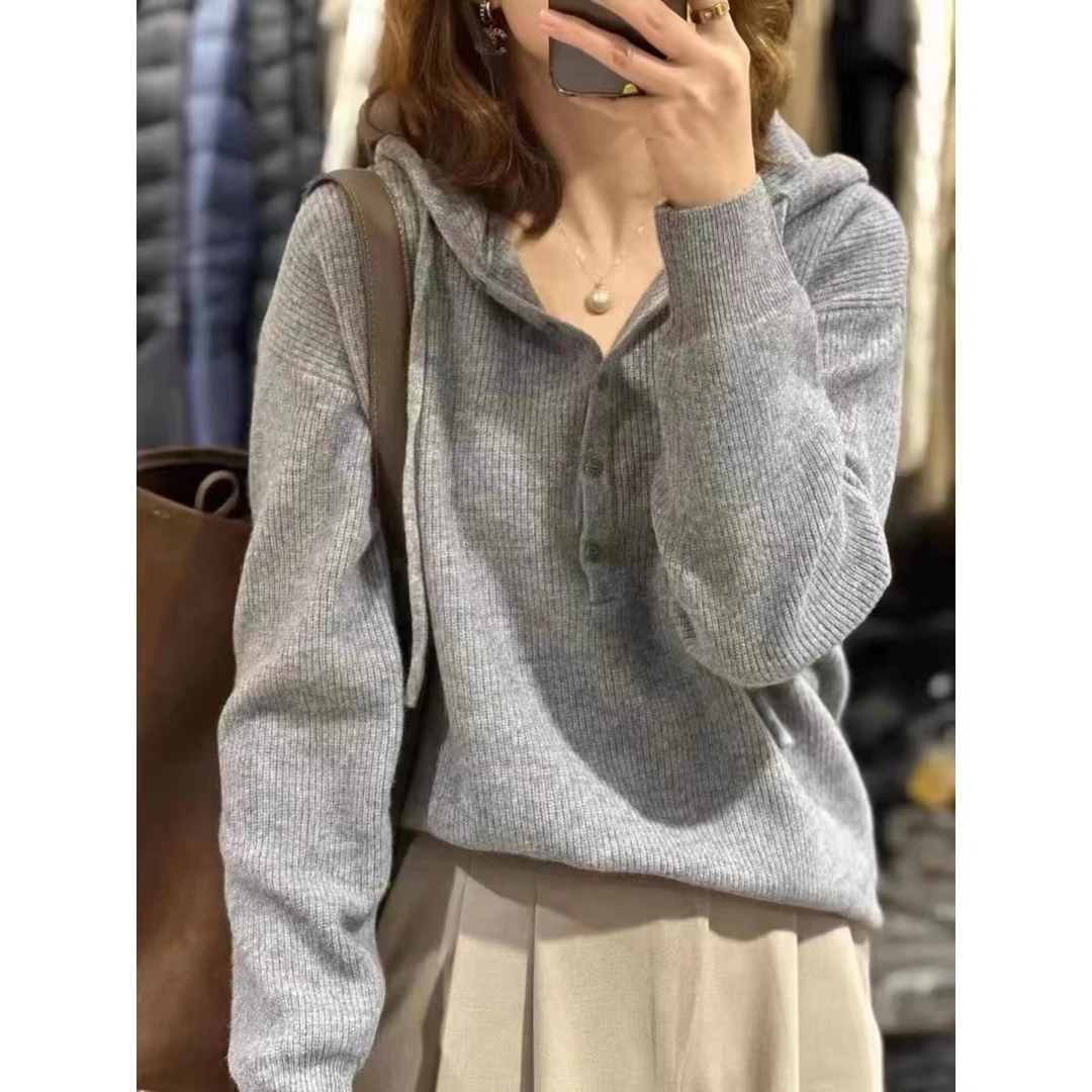 【欧货纽扣帽衫】时尚气质百搭抽绳连帽设计感上衣女针织衫显瘦百搭