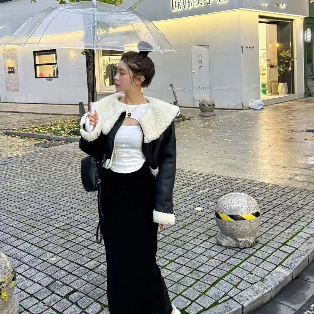 【YKL】欲辣撩心白色镂空压线长袖/黑灯芯绒长半裙/黑机车翻领外套