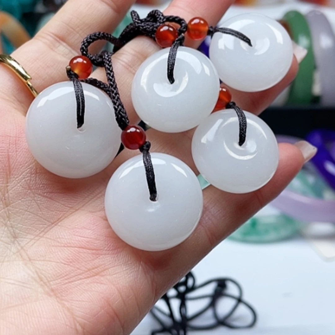 【闪购商品】石英质玉手镯合金