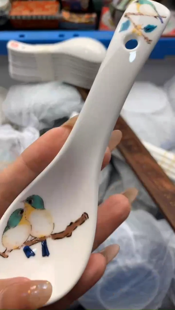 【闪购商品】瓷其他勺子